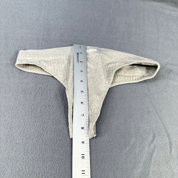 Steve Madden Women's Size Medium Panty Thong Seamless Ribbed Gray NWOT - Picture 5 of 6